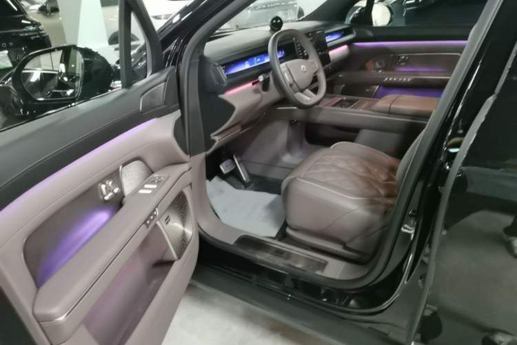 Used Nio ES8 2026 Model 6-seat Executive Luxury Edition Driver Seat