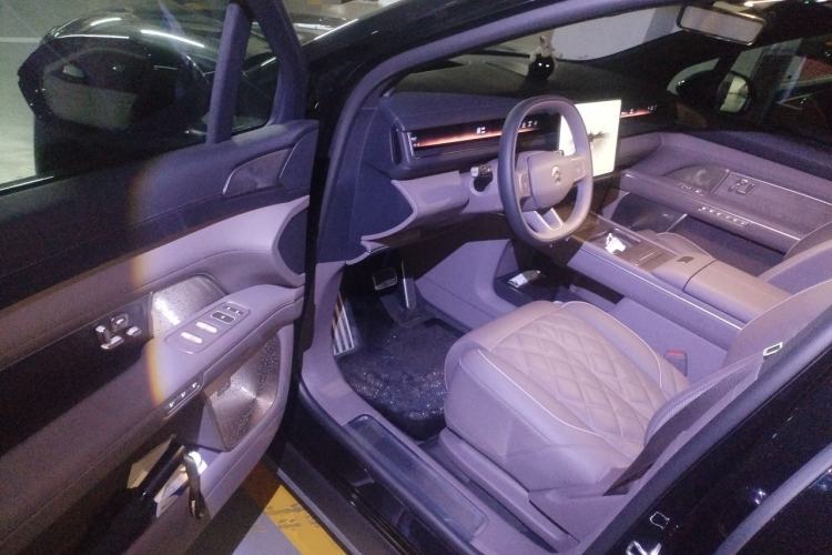 Used Nio ES8 2026 Model 6-seat Executive Signature Edition Driver Seat