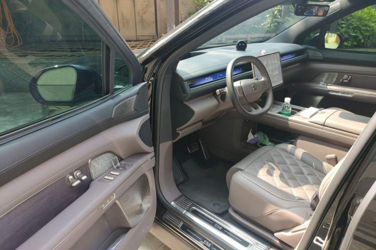 Used Nio ES8 2026 Model 6-seat Executive Luxury Edition Driver Seat
