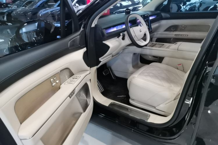 Used Nio ES8 2026 Model 6-seat Executive Luxury Edition Driver Seat