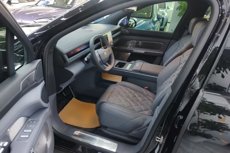 Used Nio ES8 2026 Model 6-seat Executive Luxury Edition Driver Seat