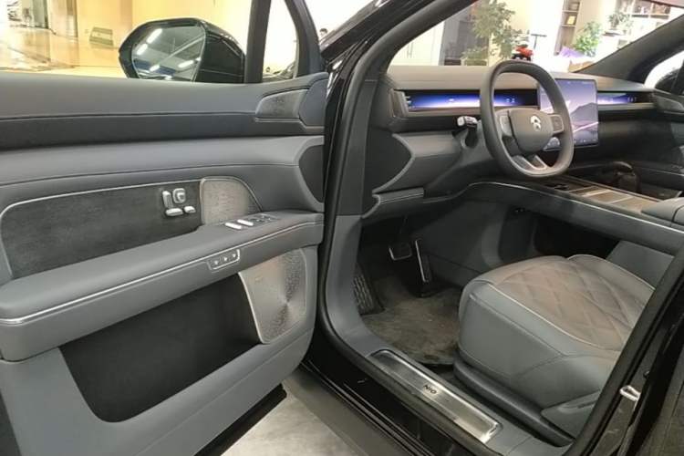 Used Nio ES8 2026 Model 6-seat Executive Signature Edition Driver Seat
