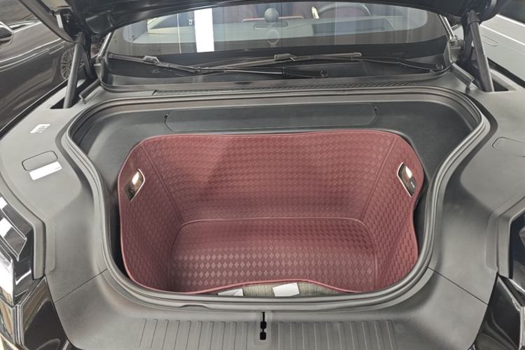 Used Nio ES8 2026 Model 6-seat Executive Signature Edition Engine Bay