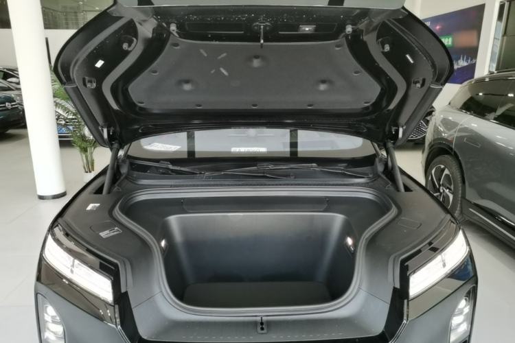 Used Nio ES8 2026 Model 6-seat Executive Luxury Edition Engine Bay