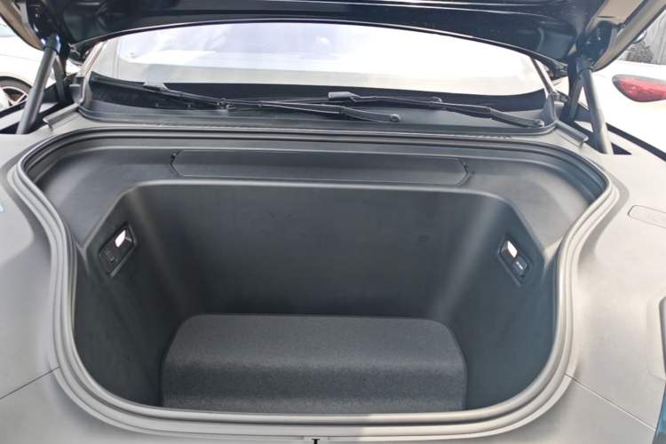 Used Nio ES8 2026 Model 6-seat Executive Signature Edition Engine Bay
