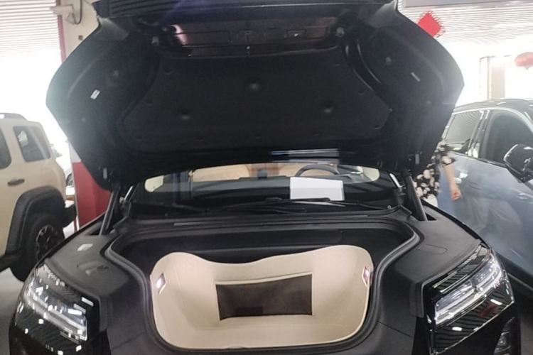 Used Nio ES8 2026 Model 6-seat Executive Luxury Edition Engine Bay