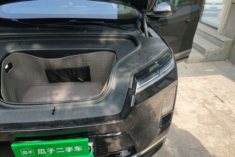Used Nio ES8 2026 Model 6-seat Executive Luxury Edition Engine Bay Left