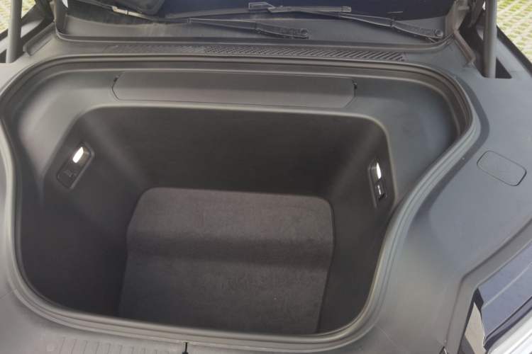 Used Nio ES8 2026 Model 6-seat Executive Luxury Edition Engine Bay
