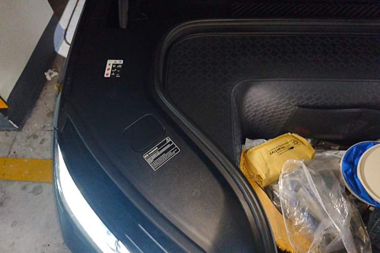 Used Nio ES8 2026 Model 6-seat Executive Luxury Edition Engine Bay Right