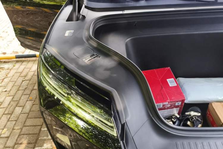 Used Nio ES8 2026 Model 6-seat Executive Luxury Edition Engine Bay Right