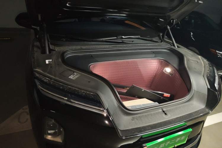 Used Nio ES8 2026 Model 6-seat Executive Luxury Edition Engine Bay Right