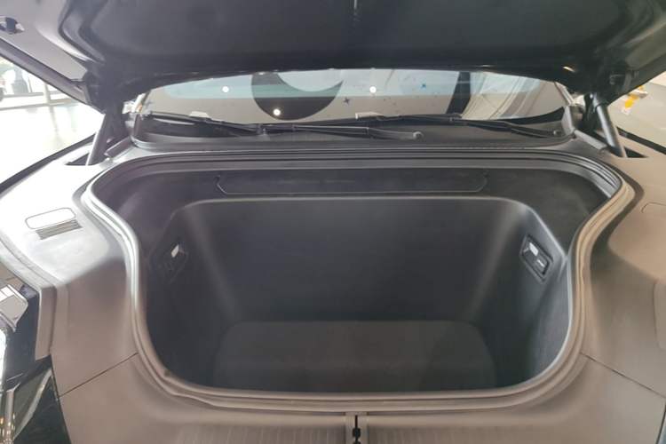 Used Nio ES8 2026 Model 6-seat Executive Luxury Edition Engine Bay
