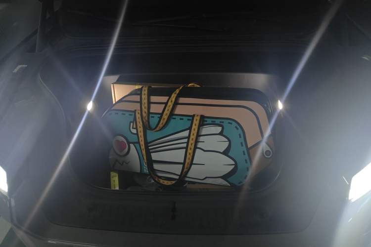 Used Nio ES8 2026 Model 6-seat Executive Signature Edition Engine Bay