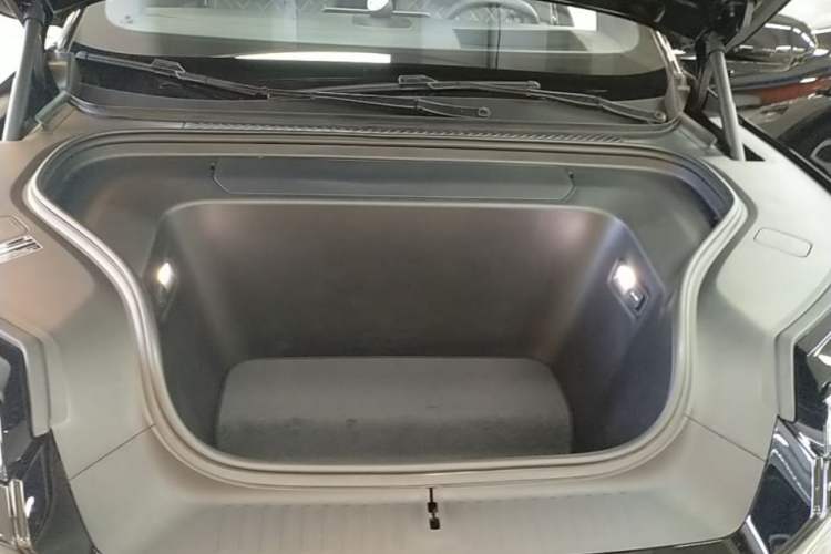 Used Nio ES8 2026 Model 6-seat Executive Signature Edition Engine Bay