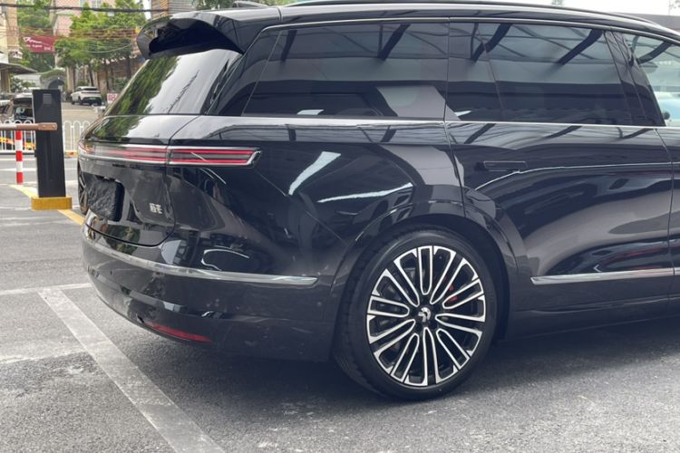 Used Nio ES8 2026 Model 6-seat Executive Signature Edition Exterior 1