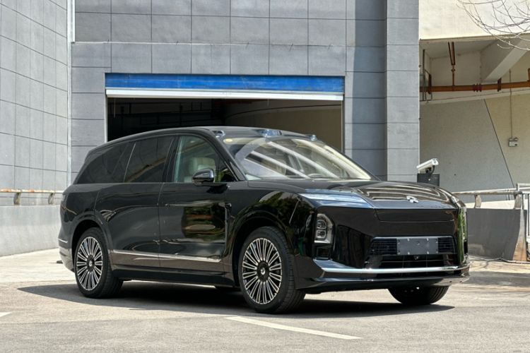 Used Nio ES8 2026 Model 6-seat Executive Luxury Edition Exterior 1