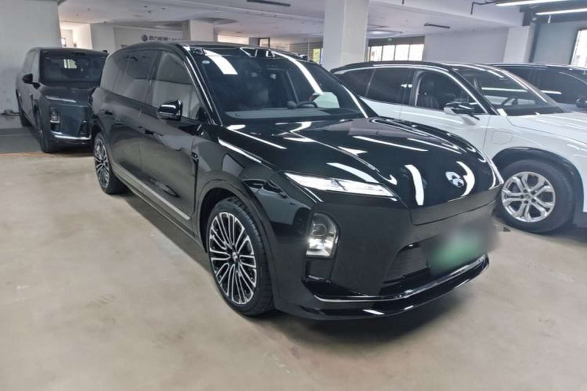 Used Nio ES8 2026 Model 6-seat Executive Signature Edition Exterior 1