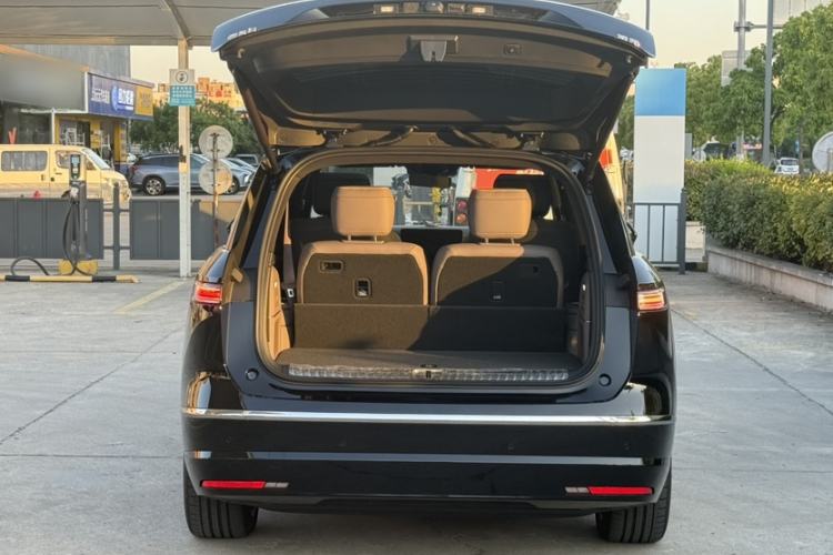 Used Nio ES8 2026 Model 6-seat Executive Luxury Edition Exterior 1