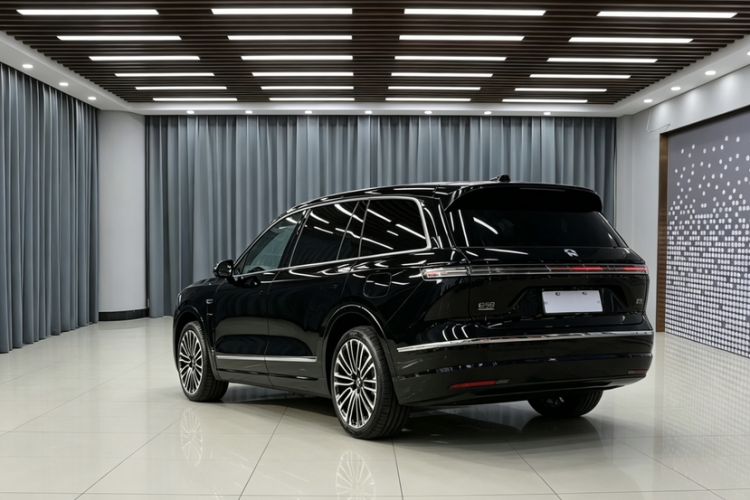 Used Nio ES8 2026 Model 6-seat Executive Signature Edition Exterior 10