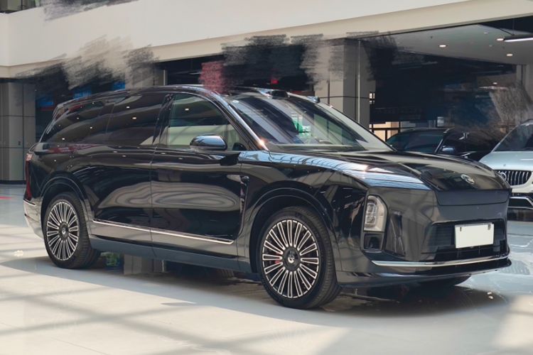 Used Nio ES8 2026 Model 6-seat Executive Luxury Edition Exterior 2