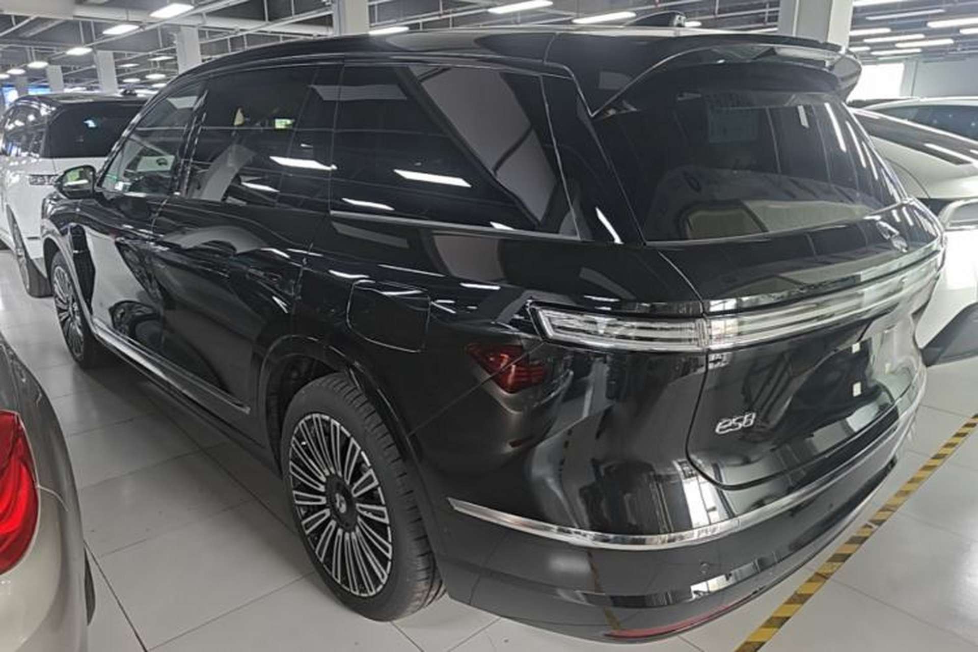 Used Nio ES8 2026 Model 6-seat Executive Luxury Edition Exterior 2