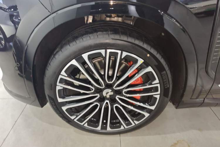 Used Nio ES8 2026 Model 6-seat Executive Signature Edition Exterior 4