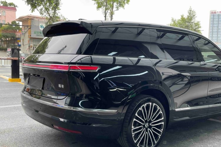 Used Nio ES8 2026 Model 6-seat Executive Signature Edition Exterior 8