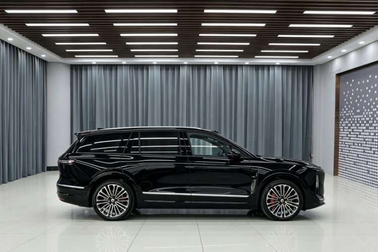 Used Nio ES8 2026 Model 6-seat Executive Signature Edition Exterior 9