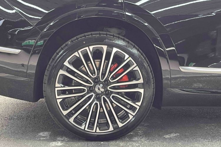 Used Nio ES8 2026 Model 6-seat Executive Signature Edition Exterior 9