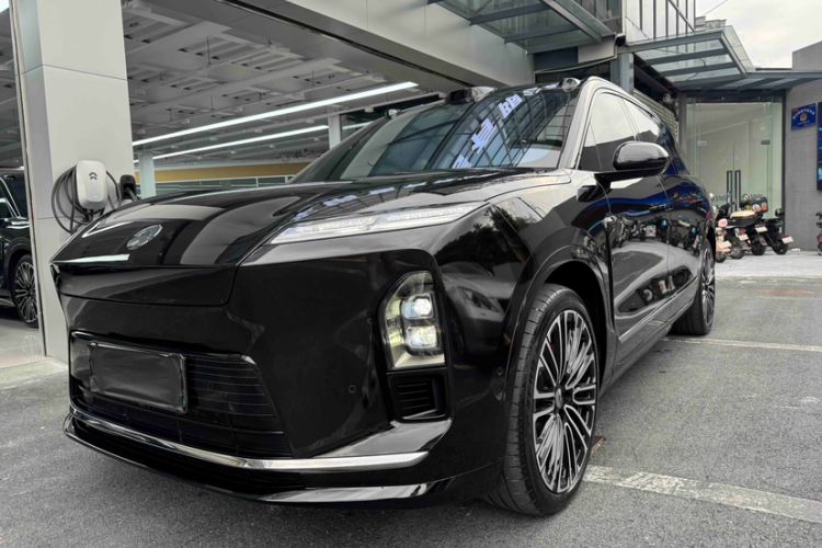 Used Nio ES8 2026 Model 6-seat Executive Signature Edition Exterior 9
