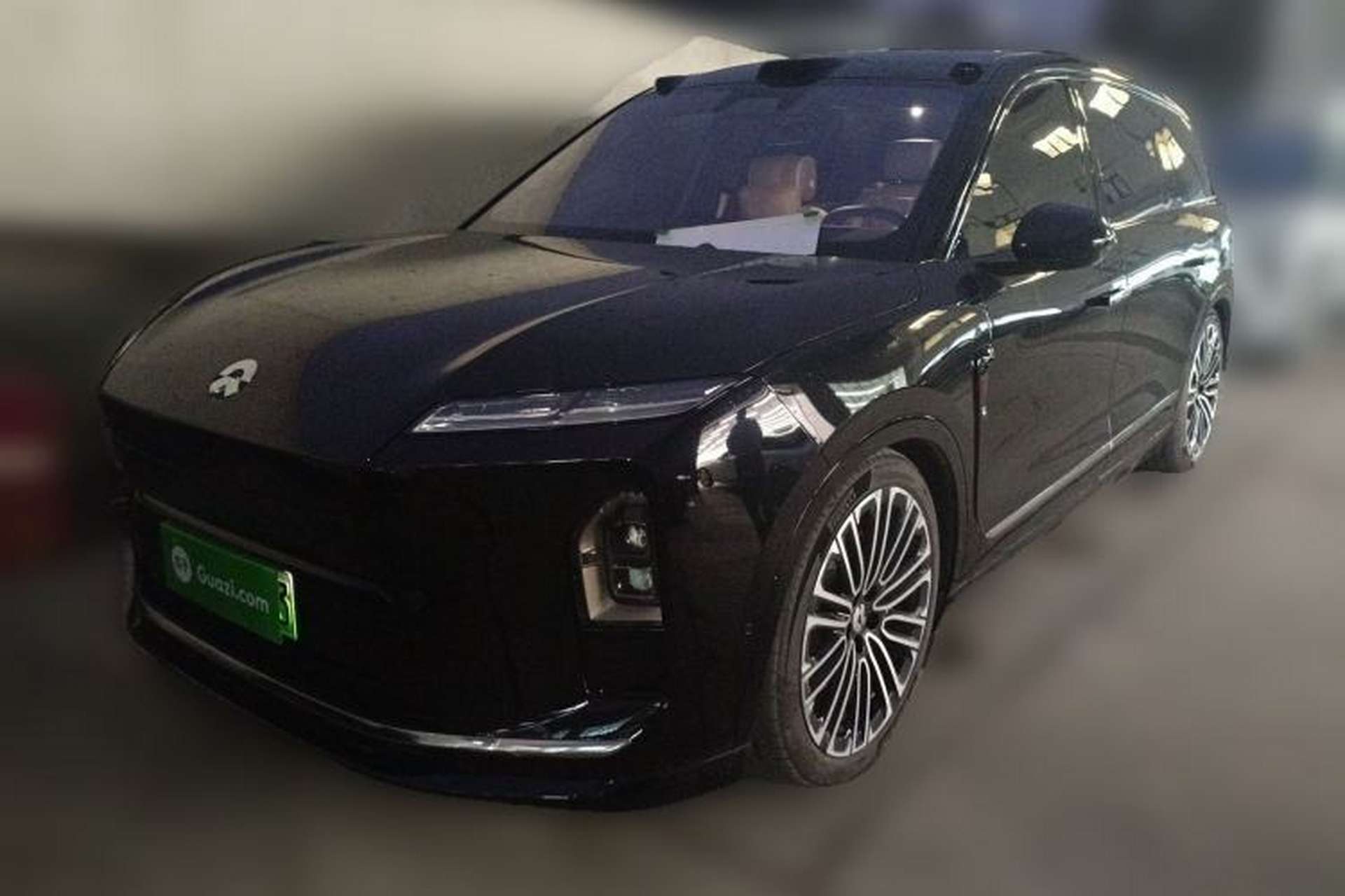 Used Nio ES8 2026 Model 6-seat Executive Signature Edition Front Left 45 Deg