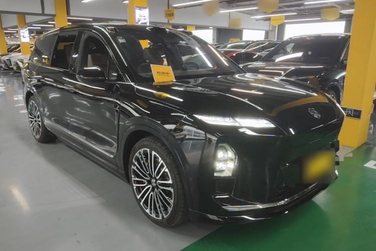 Used Nio ES8 2026 Model 6-seat Executive Signature Edition Front Right 45 Deg