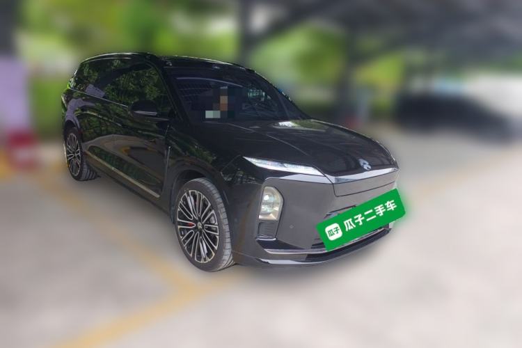 Used Nio ES8 2026 Model 6-seat Executive Signature Edition Front Right 45 Deg