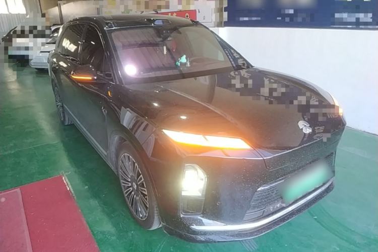Used Nio ES8 2026 Model 6-seat Executive Luxury Edition Front Right 45 Deg