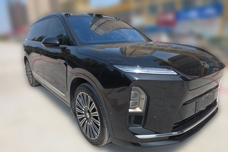 Used Nio ES8 2026 Model 6-seat Executive Luxury Edition Front Right 45 Deg