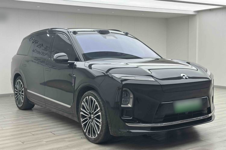 Used Nio ES8 2026 Model 6-seat Executive Signature Edition Front Right 45 Deg