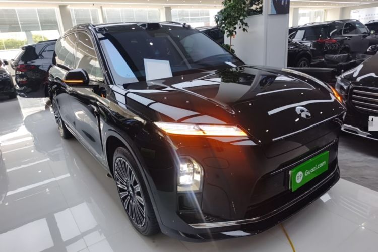 Used Nio ES8 2026 Model 6-seat Executive Luxury Edition Front Right 45 Deg