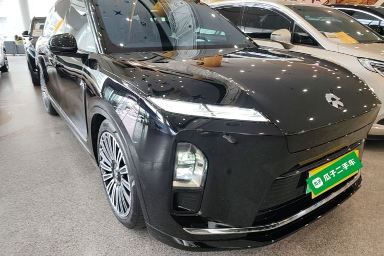 Used Nio ES8 2026 Model 6-seat Executive Luxury Edition Front Right 45 Deg