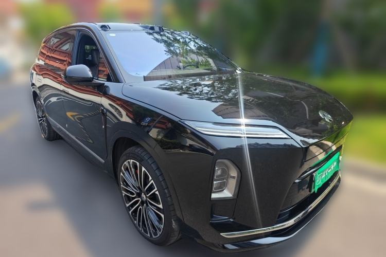 Used Nio ES8 2026 Model 6-seat Executive Signature Edition Front Right 45 Deg