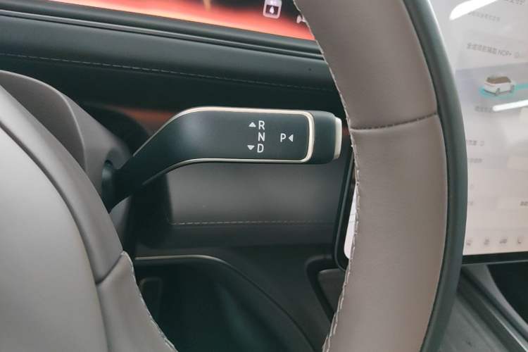 Used Nio ES8 2026 Model 6-seat Executive Signature Edition Gear Lever