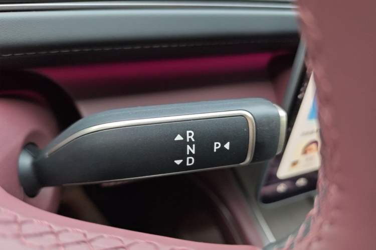 Used Nio ES8 2026 Model 7-seat Executive Luxury Edition Gear Lever