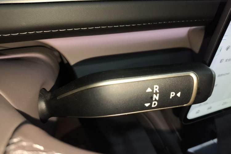 Used Nio ES8 2026 Model 6-seat Executive Luxury Edition Gear Lever