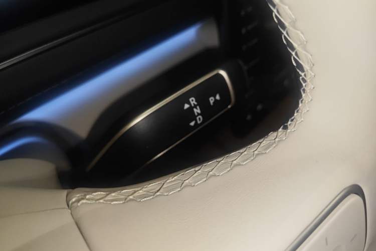 Used Nio ES8 2026 Model 6-seat Executive Luxury Edition Gear Lever