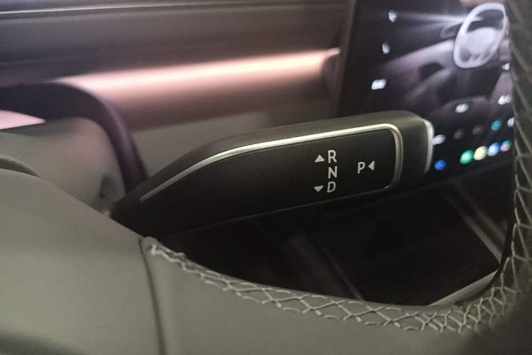 Used Nio ES8 2026 Model 7-seat Executive Luxury Edition Gear Lever