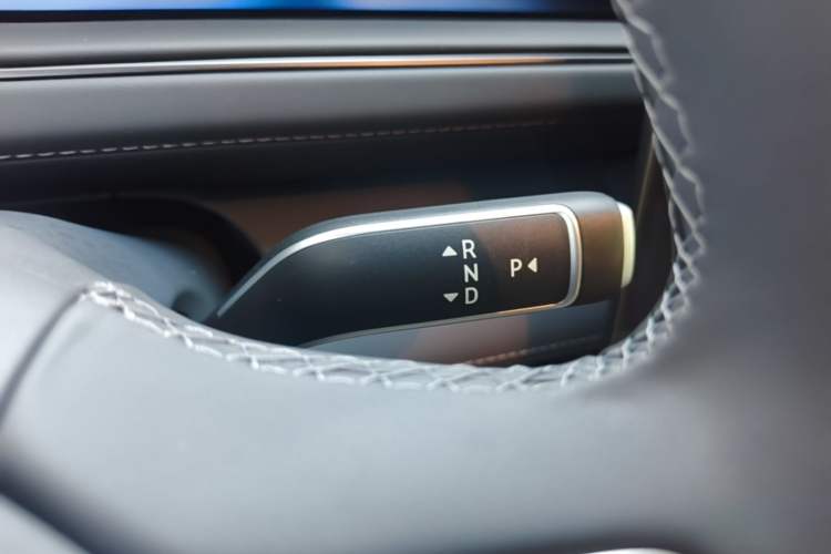 Used Nio ES8 2026 Model 6-seat Executive Luxury Edition Gear Lever