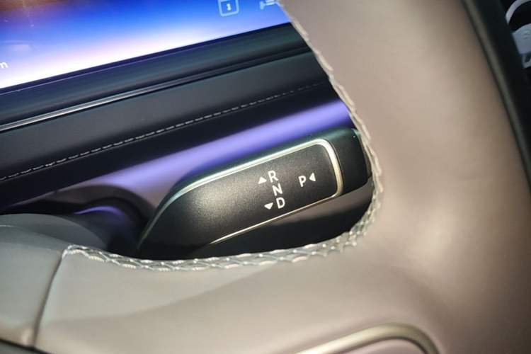 Used Nio ES8 2026 Model 6-seat Executive Luxury Edition Gear Lever