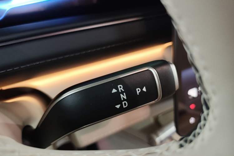 Used Nio ES8 2026 Model 6-seat Executive Signature Edition Gear Lever