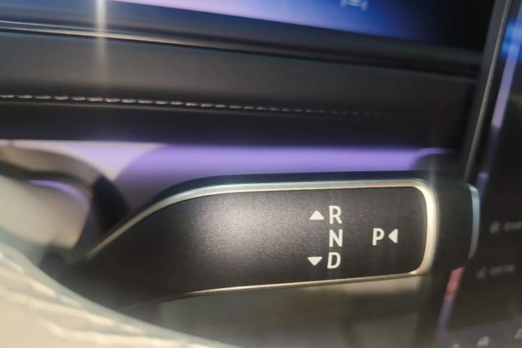 Used Nio ES8 2026 Model 6-seat Executive Luxury Edition Gear Lever
