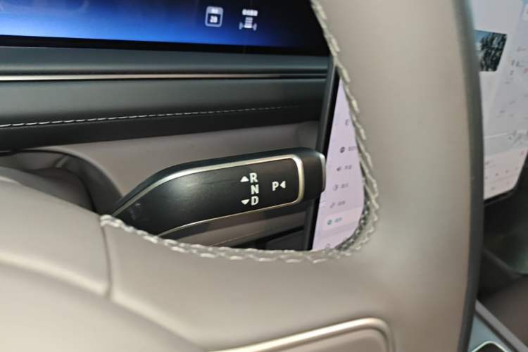 Used Nio ES8 2026 Model 6-seat Executive Signature Edition Gear Lever