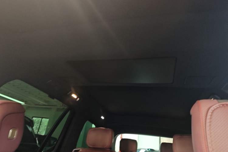 Used Nio ES8 2026 Model 6-seat Executive Signature Edition Headliner